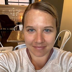 Meet your Posher, Steph